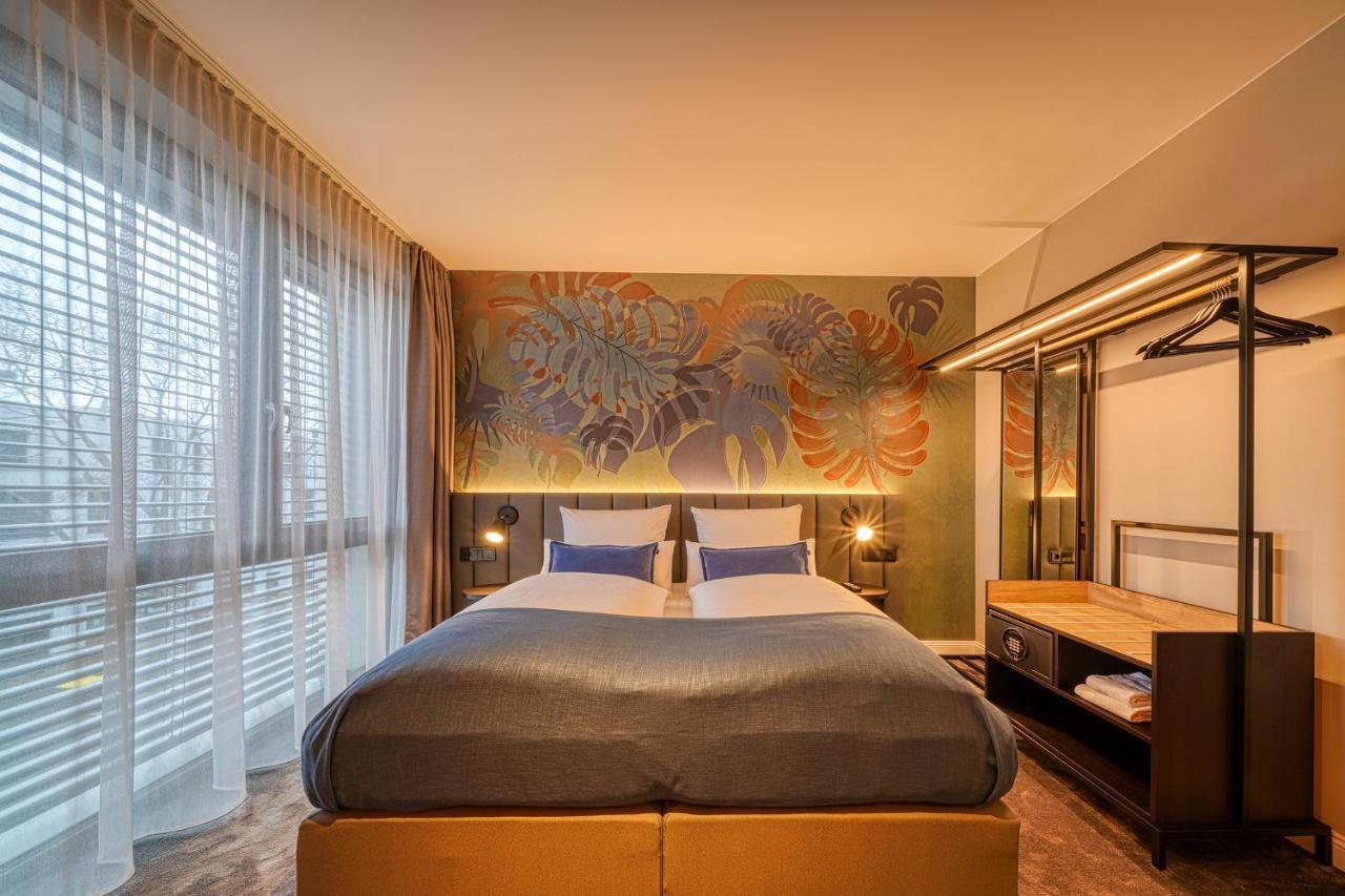 Vienna House Easy By Wyndham Bonn City Екстер'єр фото