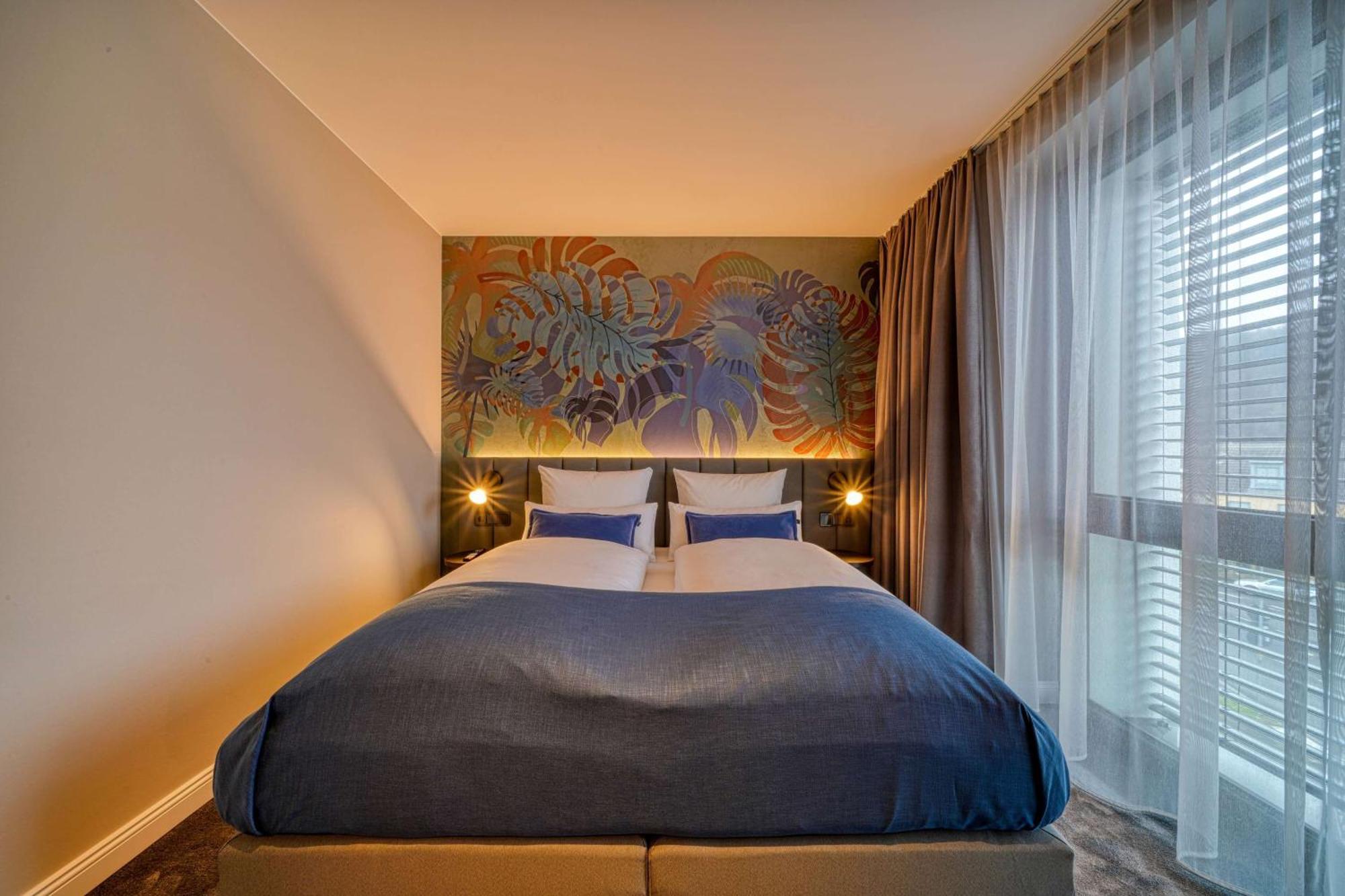 Vienna House Easy By Wyndham Bonn City Екстер'єр фото